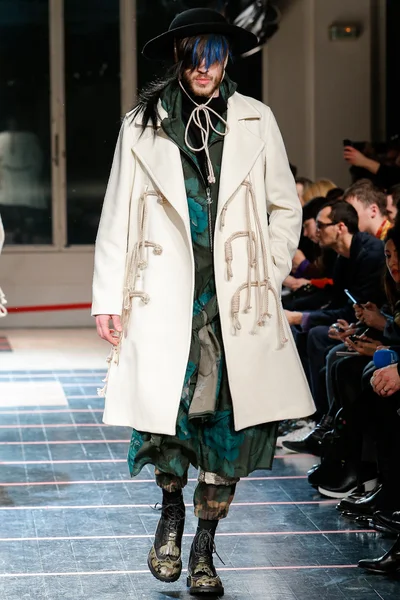 Look 35
